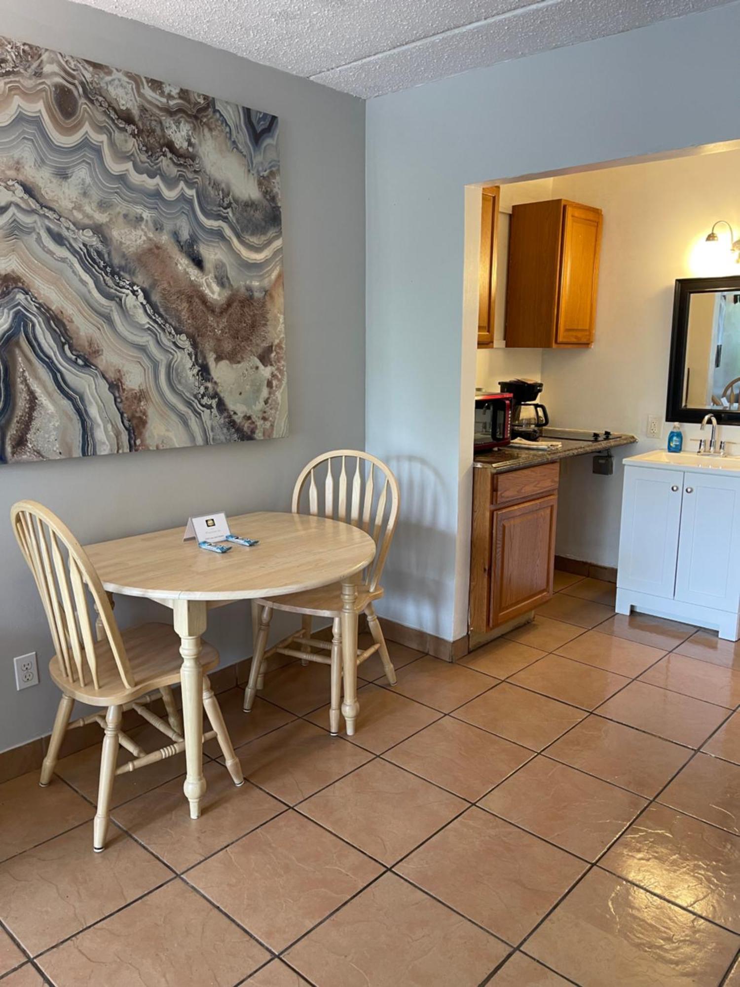 Ans Inn & Suites Winchester Esterno foto